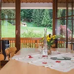 Loecherhansenhof *