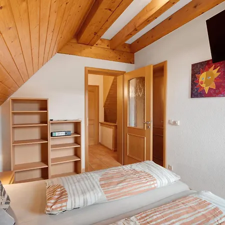 Farm stay Loecherhansenhof *